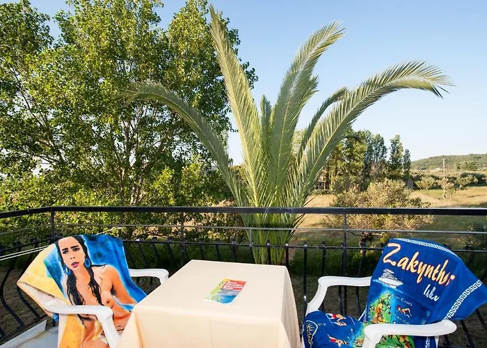 Valianos - Luxury דירה אליקאנאס